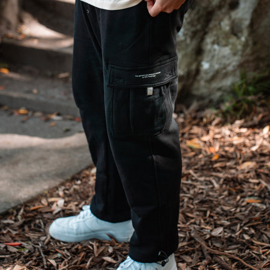 CARGO TRACKPANTS BLACK